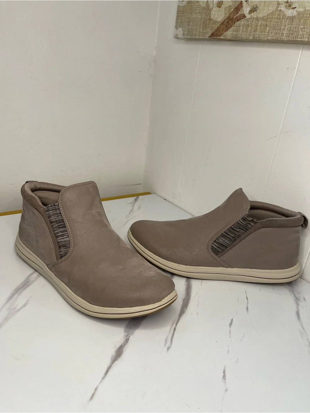 Clarks Cloudsteppers Casual Booties-Breeze Clover-Taupe- Size 8.5M